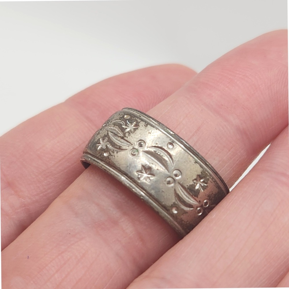 Uncas Vintage Sterling Silver Star Crescent Moon Wide Band Ring Size 8